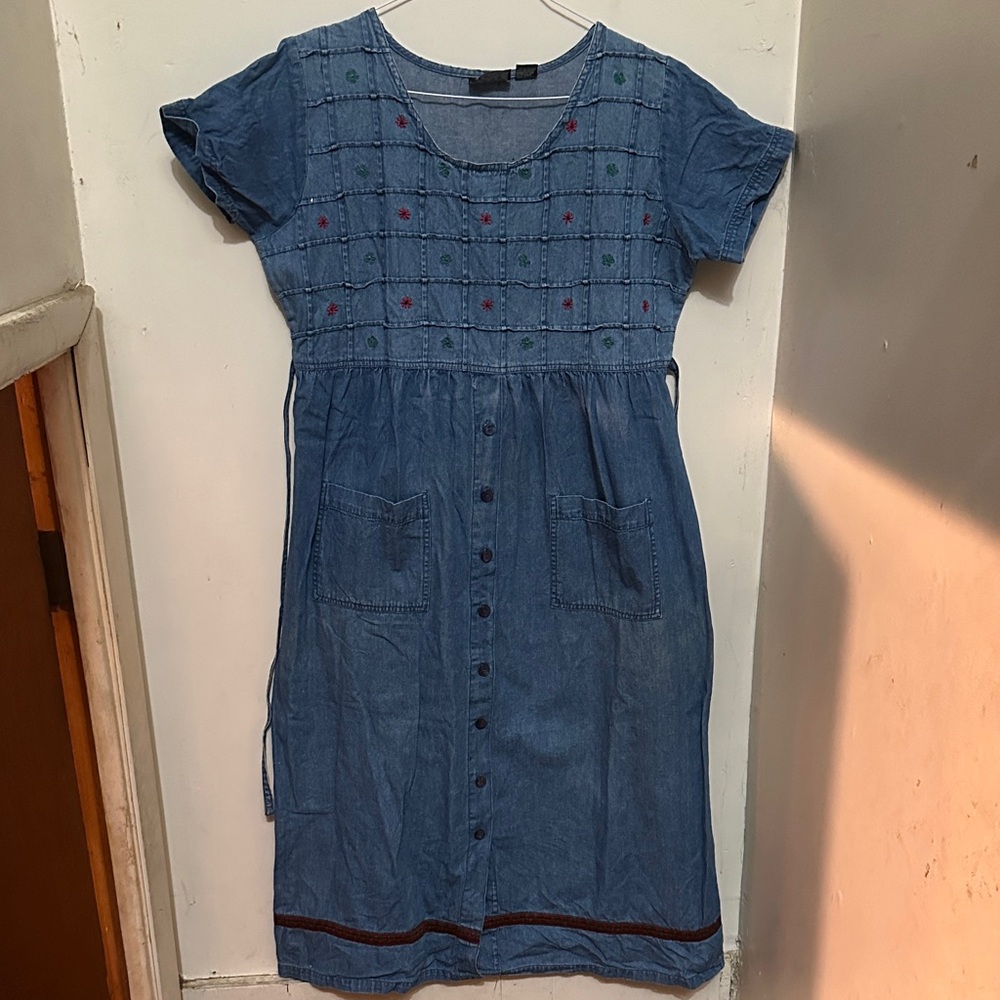Vintage 90’s Denim Blue Midi Dress with Embroidered Accents